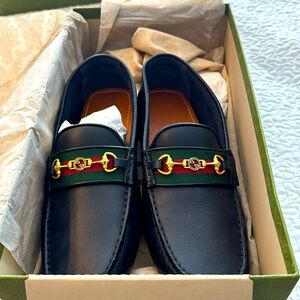 Classic Gucci Loafers- Brand New -
Still in box with bags and stuffing